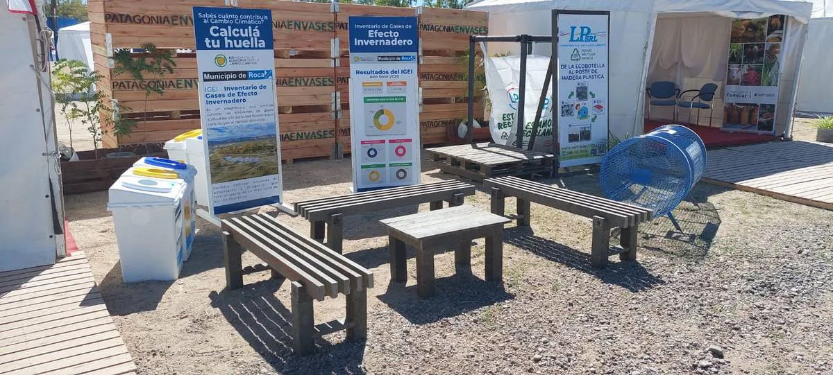 4ab36843-33c0-579f-91d3-afbdb56ea955_mid